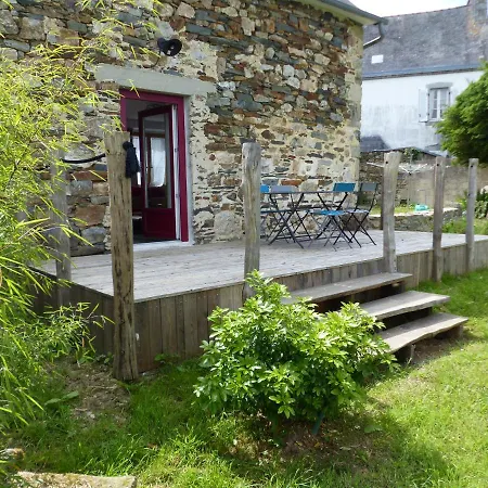 Gite D'Artiste Le Lezard Vert Scrignac Exterior photo